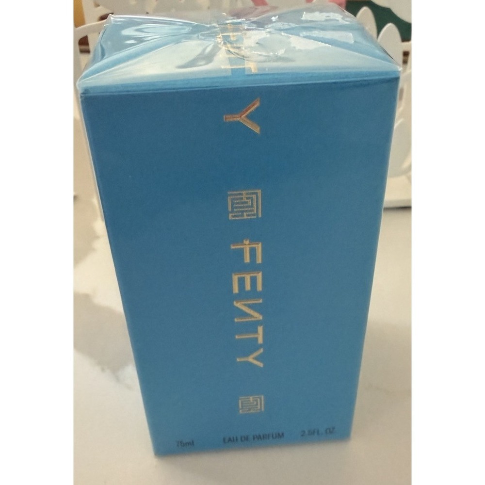 Fenty Eau de Parfum Spray - 2.5 fl oz (75 ml) New in Box Sealed Gift Rihanna